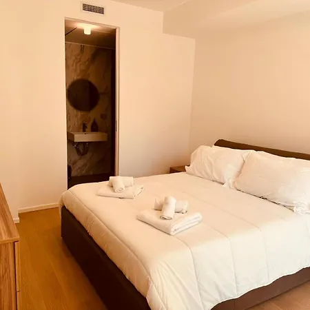 Piccinni Exclusive 5 Apartament *